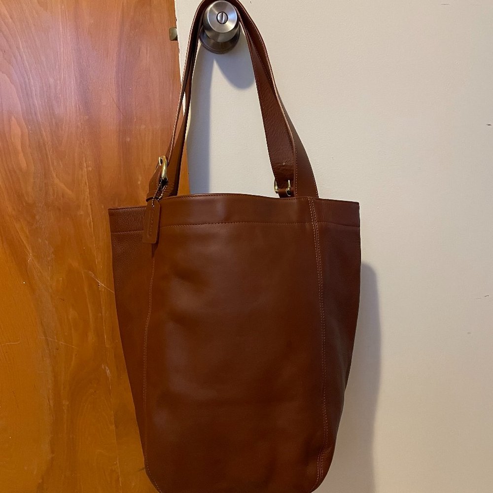 COACH Vintage Soho Mahogany Brown Leather Soho Tote/Shoulder Bag 4082